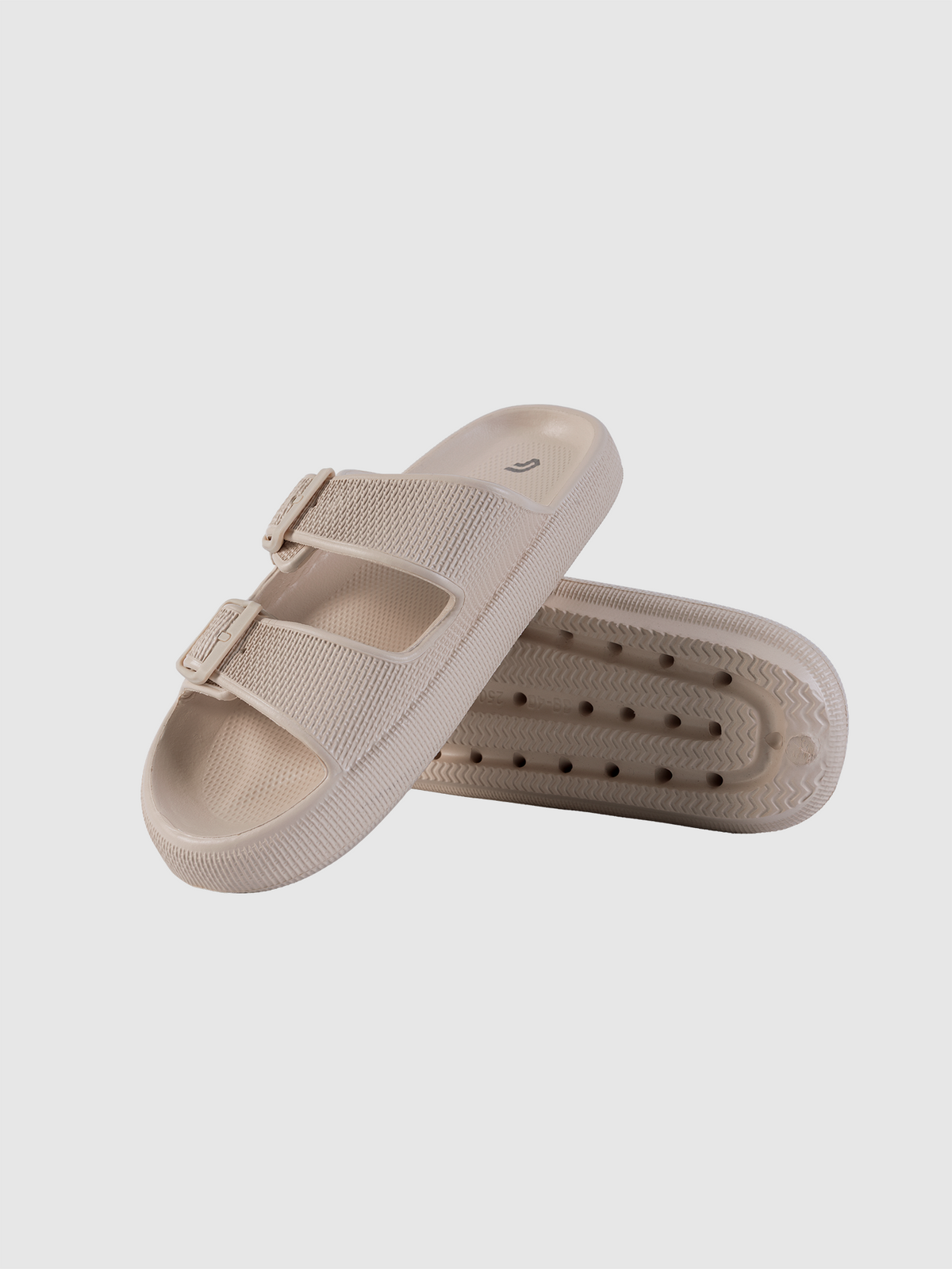 Chinelo Fobel Pace